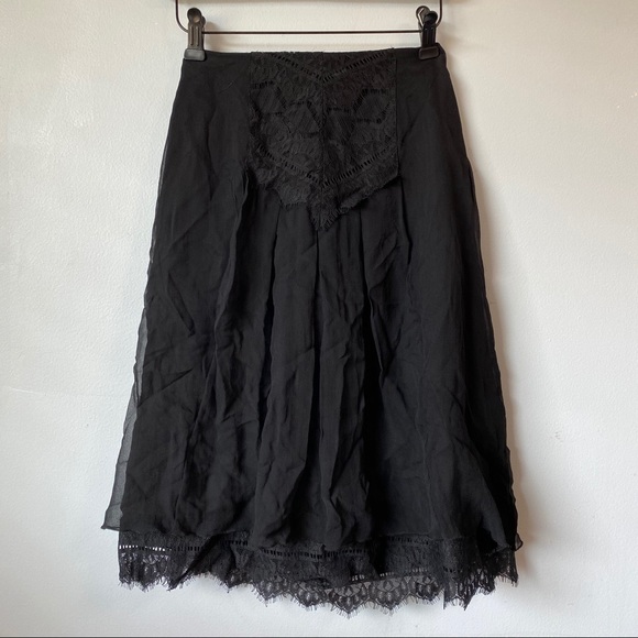 Tristan Lace Skirt - Picture 9 of 11